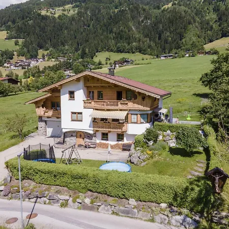 Daire Beautiful In Ramsau With Balcony
